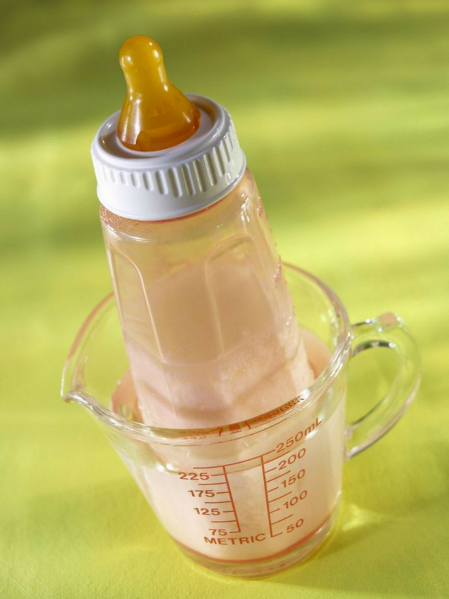 Como descongelar o leite materno banho maria - Como armazenar e descongelar o leite materno corretamente!
